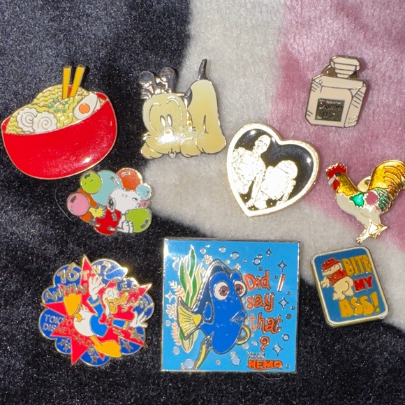 Random Assorted Enamel Pins - Picture 1 of 4